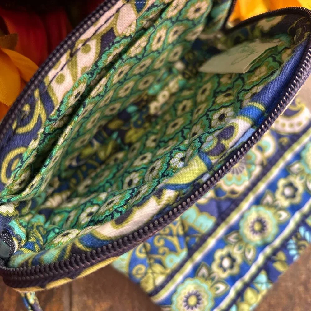 Vera Bradley Wristlet and Coin Purse Bundle in Rhythm and Blues Pattern